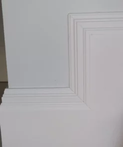 Craven skirting right angle close up